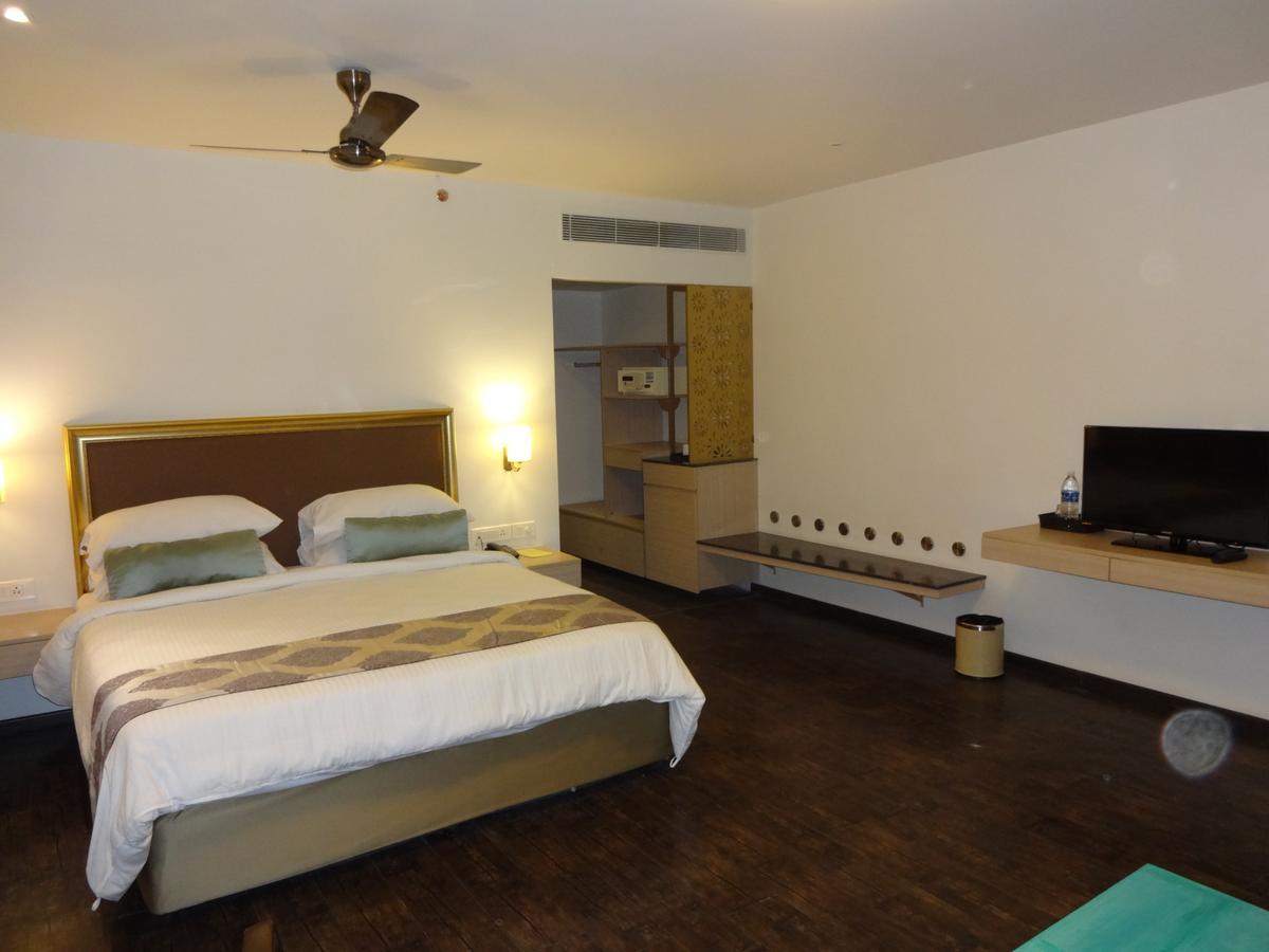 Royal Regency Madurai Room photo